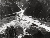 Gewaltige Gerölllawine und Hochwasser aus dem Mustergieltal